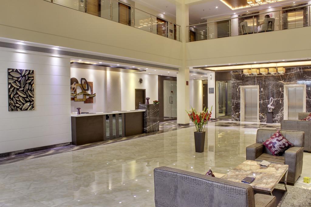 Hotel Suba Grand Dahej Kültér fotó